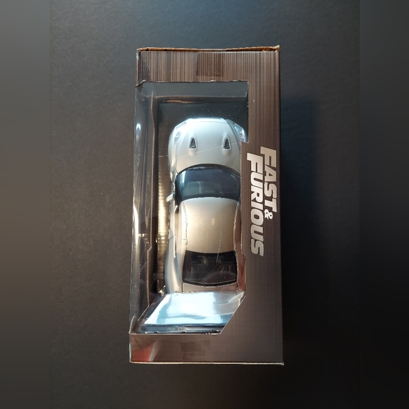 NISSAN GT-R (R35) - Picture 3 of 6